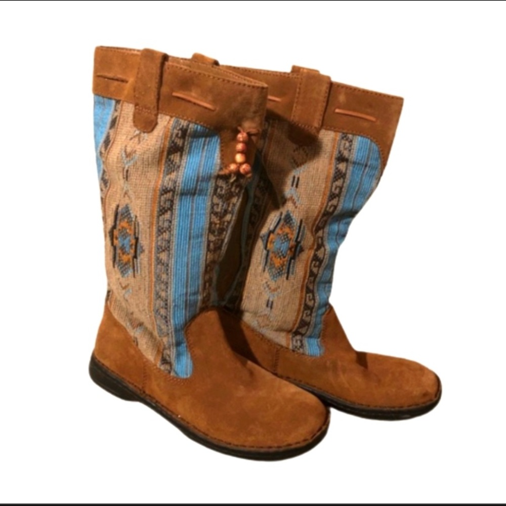 GUC Minnetonka southwestern print boots